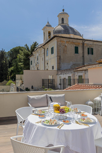 Food & Drinks 4, Monastero dei Santi, Rome