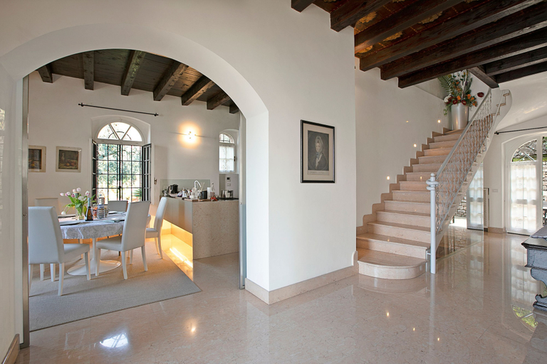 Room 4, Lake Front Villa Schlosser, Verona