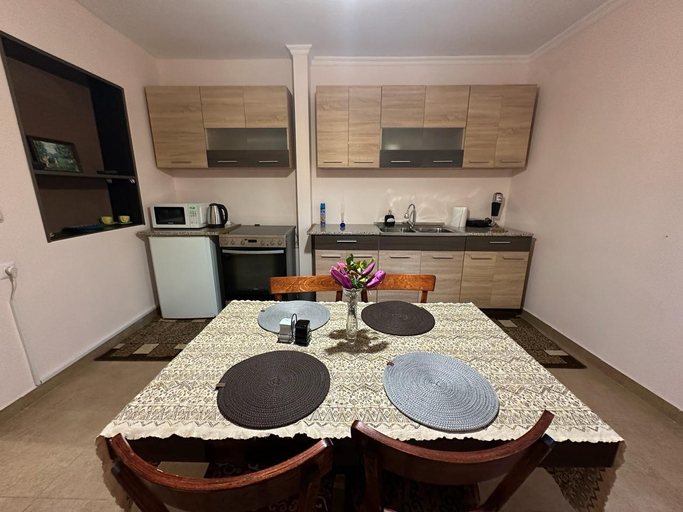 Others 3, Sweet home kutaisi, Tskaltubo