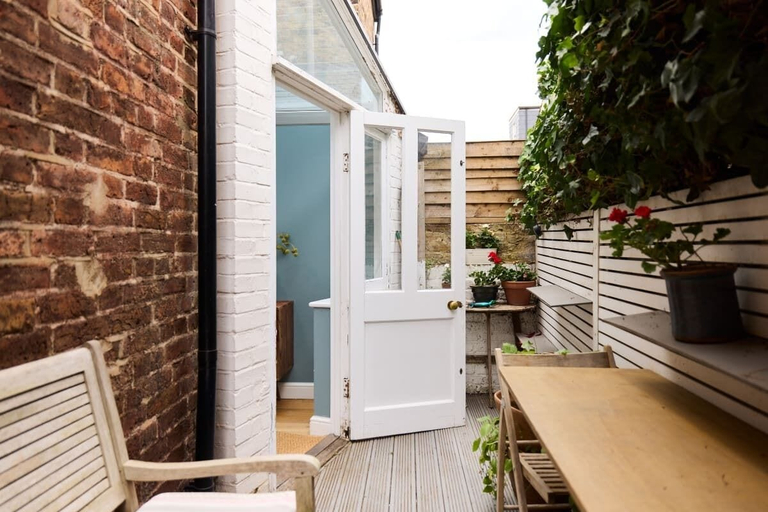 Others 4, The Fulham Hideout - Modish 2bdr Flat With Patio, London
