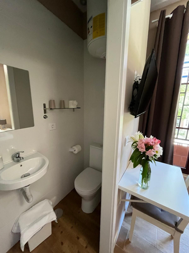 Bathroom 5, El Palacete de Almudayna, Madrid