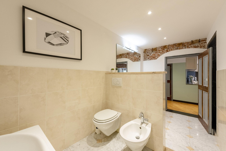 Room 2, Beautiful Flat In The Historic Center, Genova