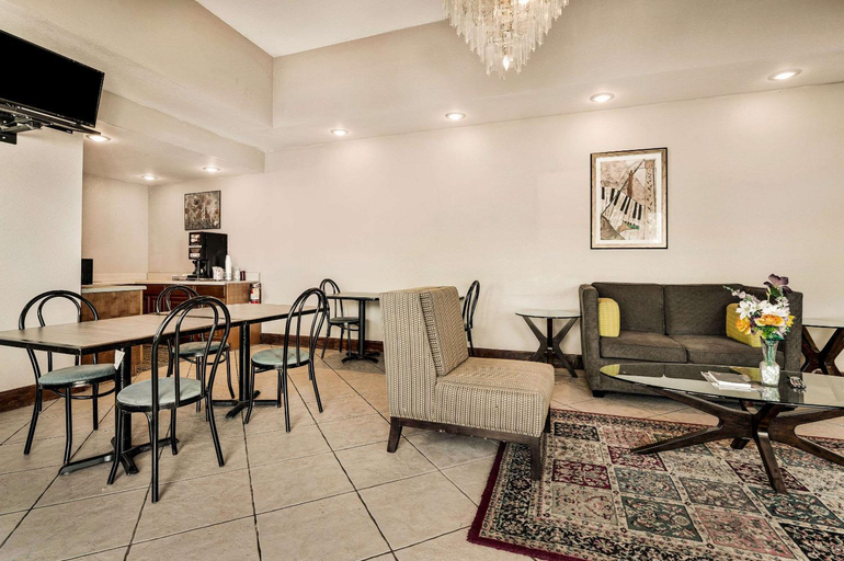 Public Area 2, Rodeway Inn Sandersville, Washington