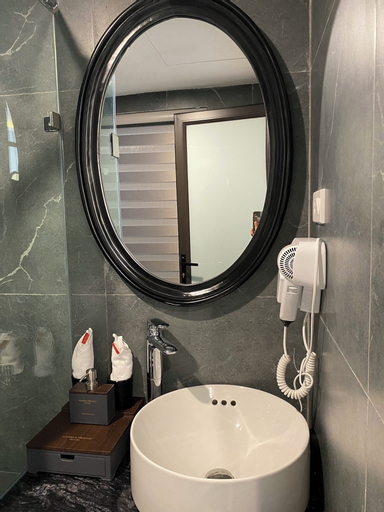 Bathroom 5