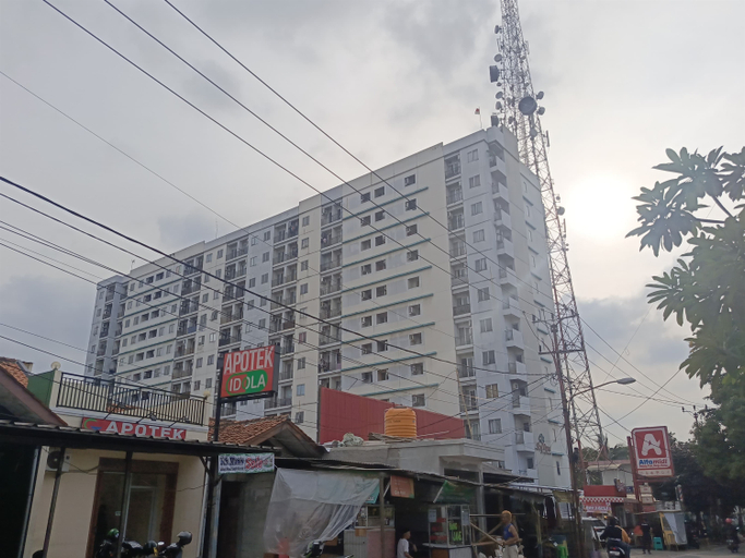 Exterior & Views, Comfy and Homey Studio at Sky View Apartment By Travelio, South Tangerang