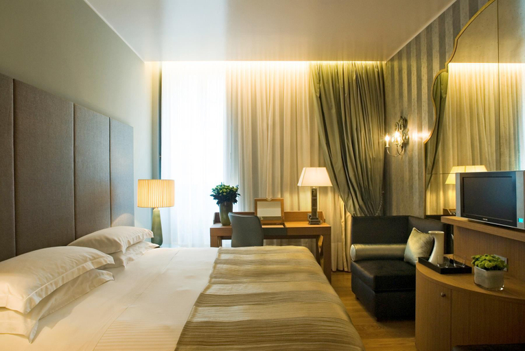 Bedroom 9