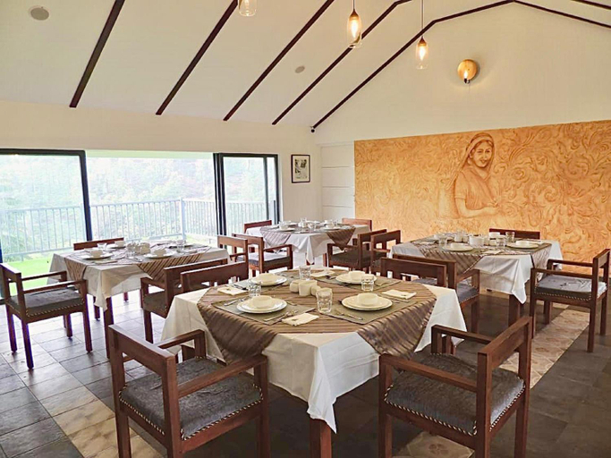 Food & Drinks 5, PEKOE Plantation Cottages by LexStays, Idukki