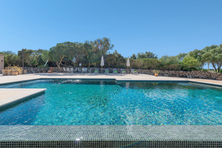Room 4, Rafal Pai in Art With 6 Bedrooms and 6 Bathrooms, Baleares