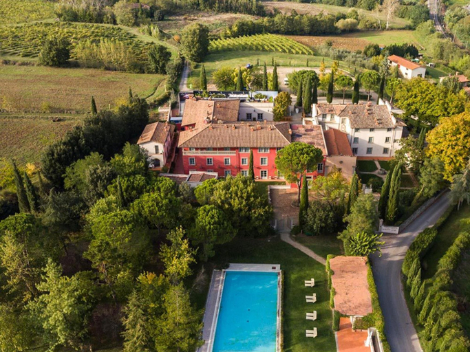 Others 4, Palagio 4 in Chianti With Shared Pool, Florence
