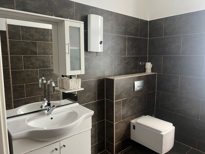 Bathroom 4, Fewo Wuppertal, Wuppertal