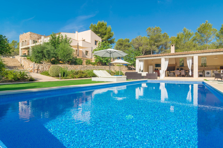 Room 1, Villa Pins - Villa With Private Pool In Portocolom, Baleares