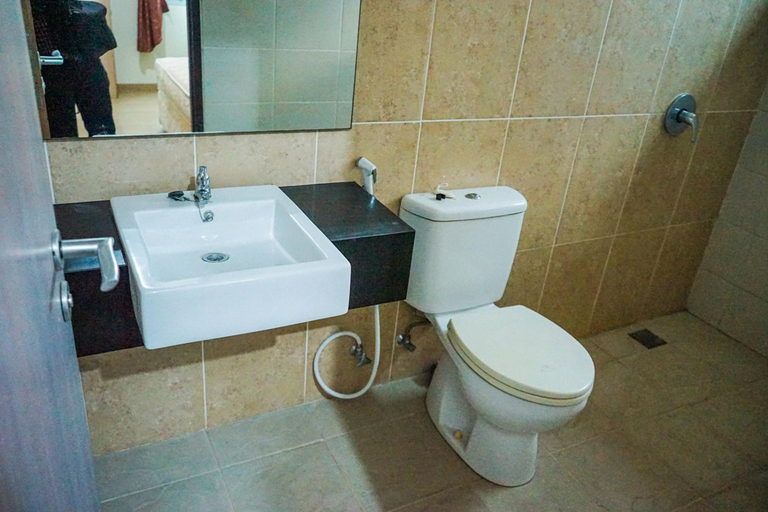 Bathroom 2, Solo Centre point Apartment, Solo
