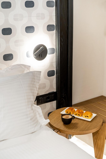 Others 5, Amer Suites, South Aegean