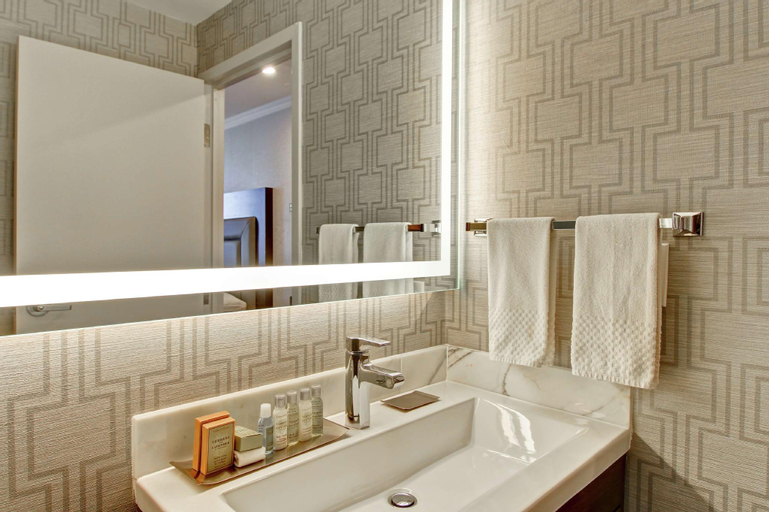 Bathroom 6