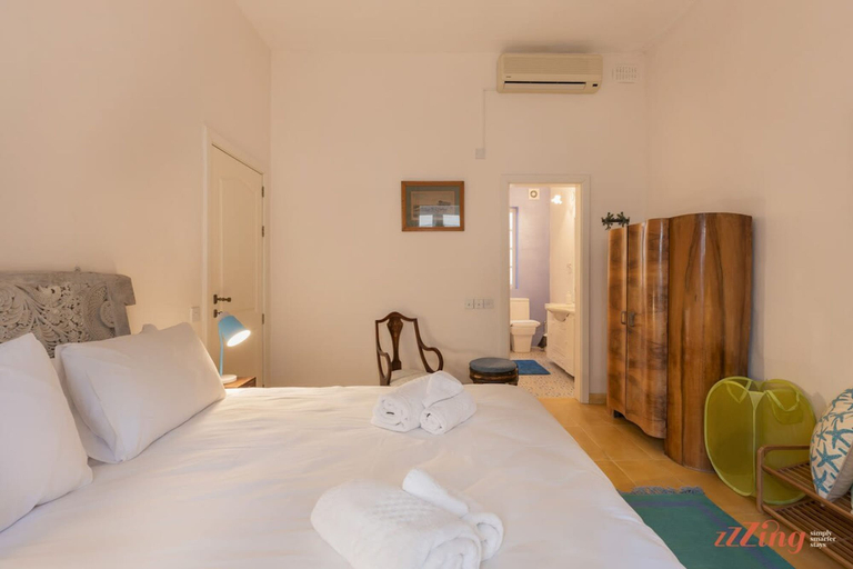 Bedroom 3, Eclectic Apartment With Incredible Harbour Views