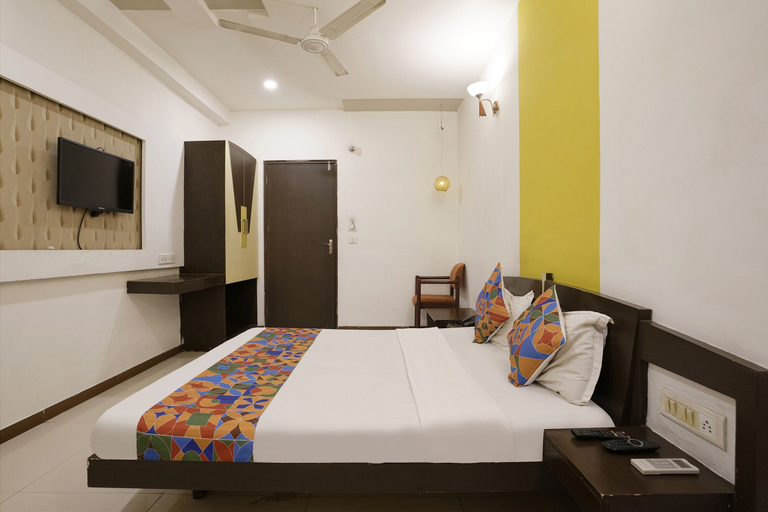 Bedroom 2, Fabhotel Prime Riddhi Siddhi, Vadodara