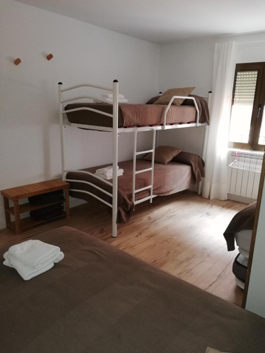 Bedroom 2, Hostel.B, Burgos