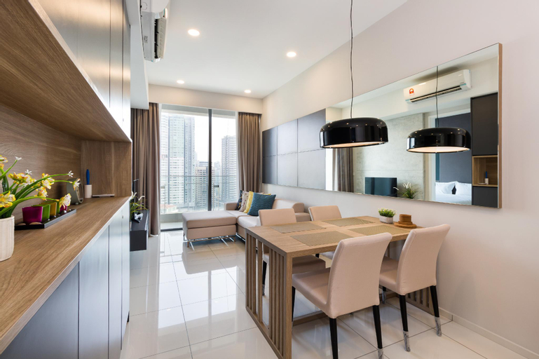 Dining Room 19