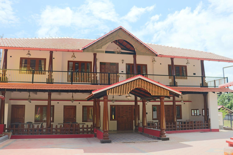 Exterior 10