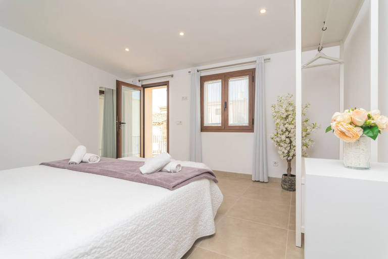 Room 2, Villa Placeta 6 in Sa Pobla, Baleares