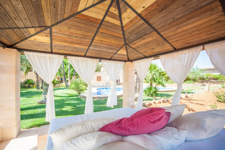 Room 3, Can Rovey in Inca With 4 Bedrooms and 4 Bathrooms, Baleares