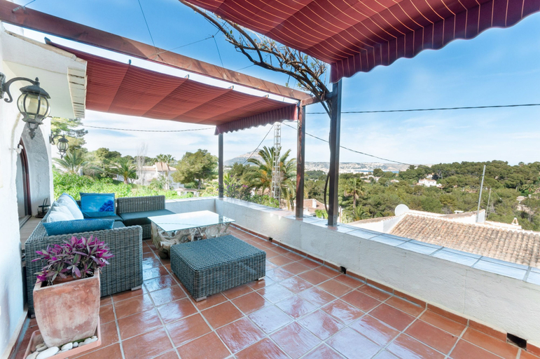 Room 5, Tramuntana in Trencall, Alicante
