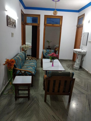 Others 4, Videep house, Kanpur Nagar