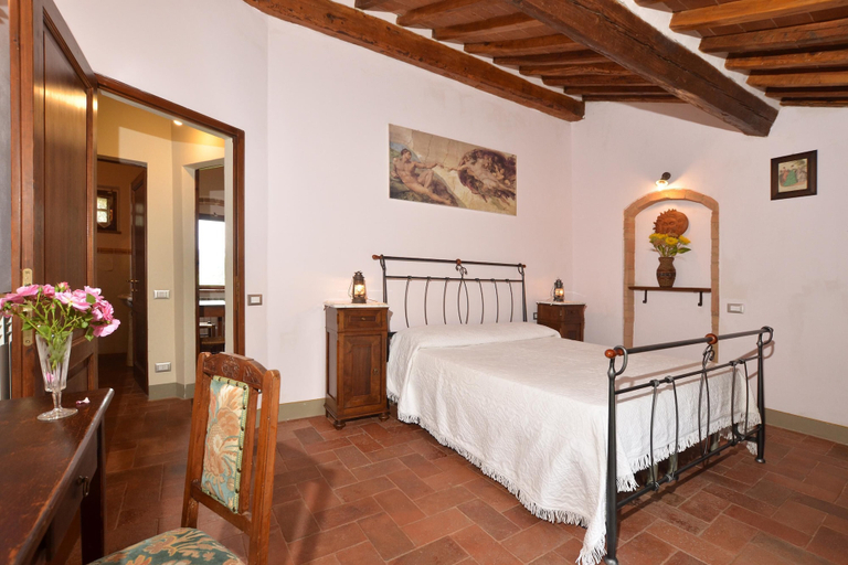 Room 2, Pozzovecchio in Casole d Elsa, Siena