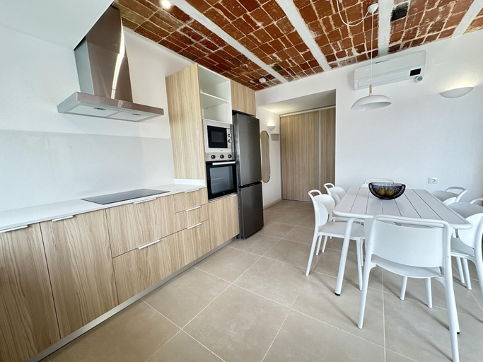 Others 2, Arago 271 in Roses With 2 Bedrooms and 2 Bathrooms, Girona