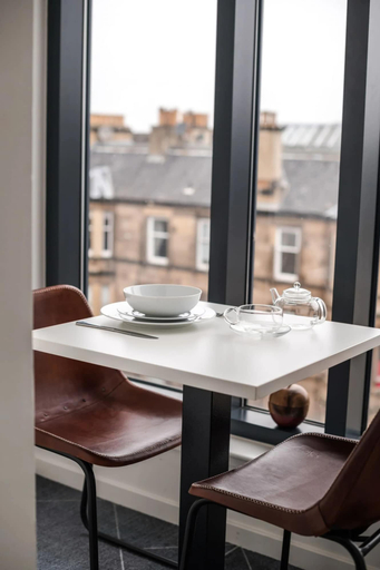 Food & Drinks, For Students Only - McDonald Road in Edinburgh - Campus Accommodation, Edinburgh