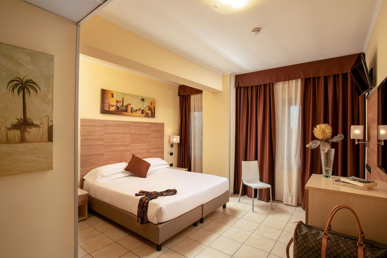 Bedroom 3, Hotel Domidea, Rome