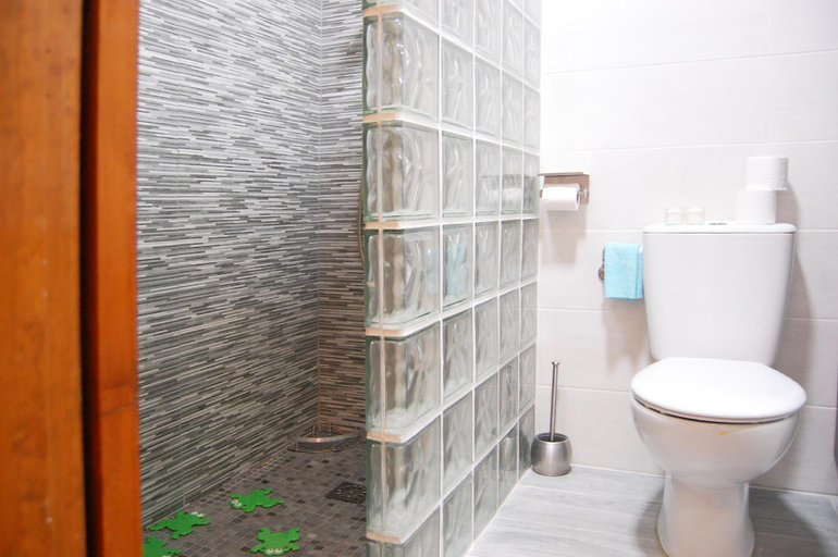 Bathroom 3, Casa Del Ancla, Attractive House near the Sea, Alicante