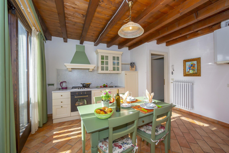 Room 2, Mimosa in Hilly Area, Brescia