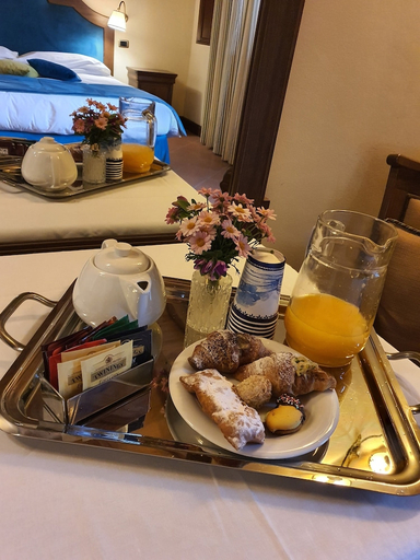 Food & Drinks 4, Villa Lampedusa Hotel Residence, Palermo