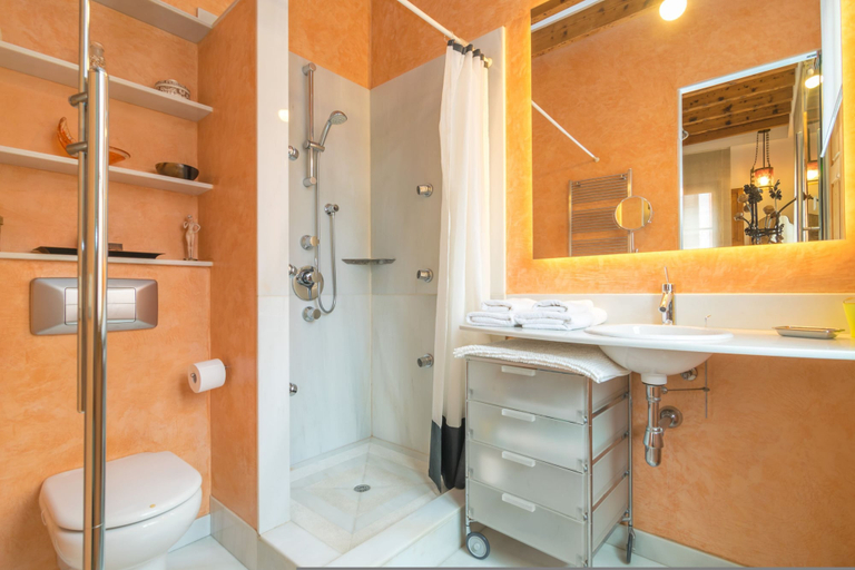 Others 5, Miraclet - Adults Only, Baleares