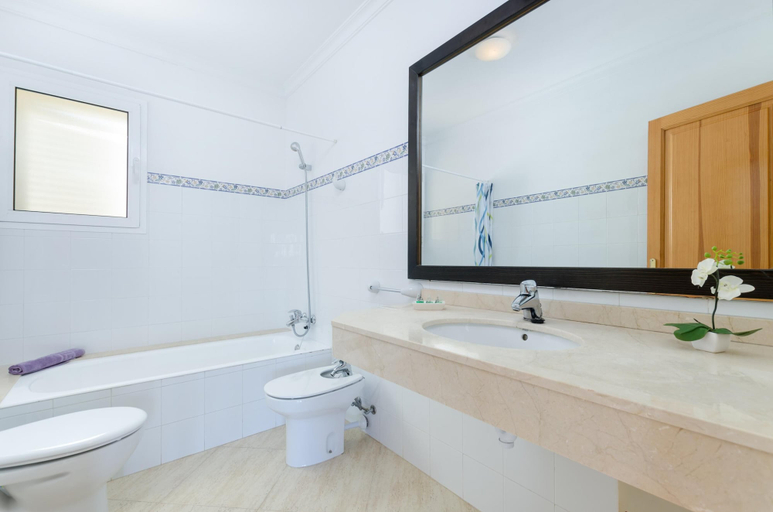 Room 5, Bexan Cala Mandia in Mallorca, Baleares
