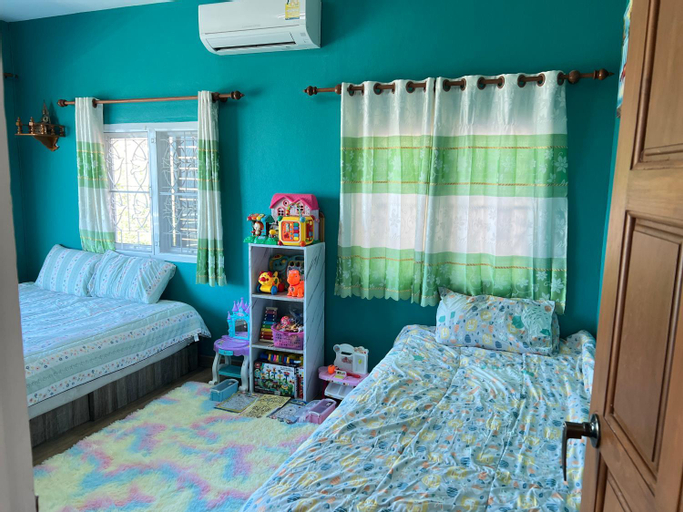 Bedroom 14