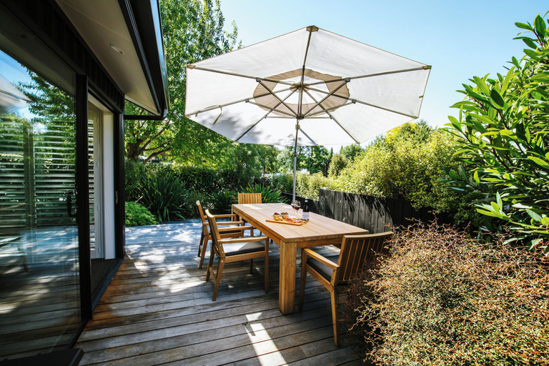 Others 5, Number 3 - Family Friendly - Sleeps 8, Queenstown-Lakes