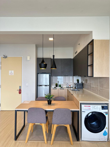 Dining Room 16