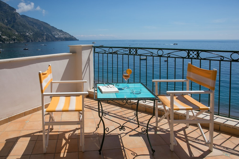 Others 4, Hotel Pupetto, Salerno