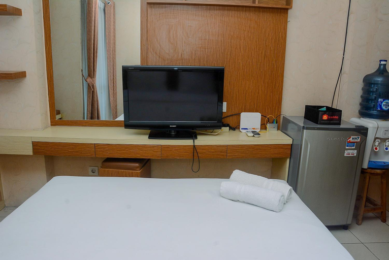Bedroom 5, Comfort and Modern Studio Tifolia Apt By Travelio, East Jakarta