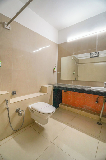 Bathroom 4, Hotel Shagun, Bhopal