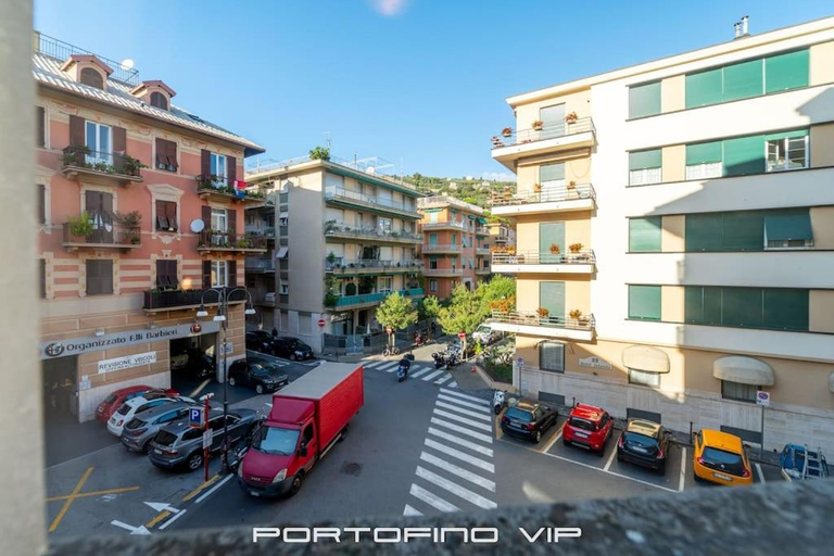 Santane by Portofino Vip, Genova