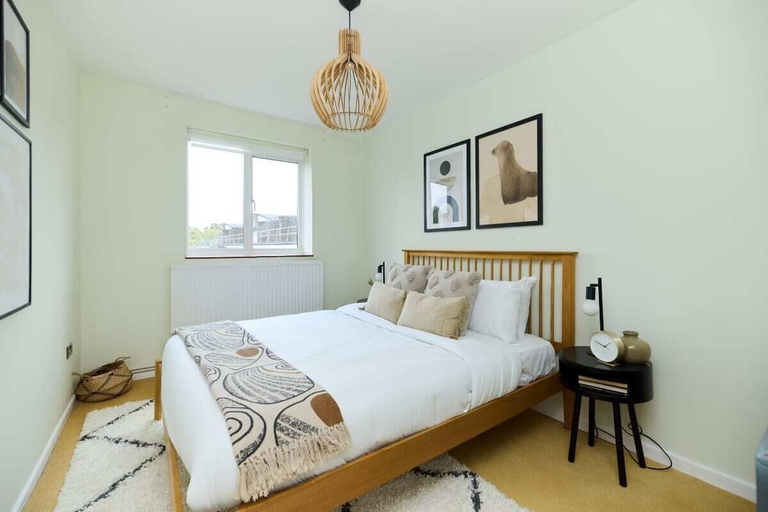 Bedroom 5, The Putney Heath Place - Adorable 3bdr Flat, London