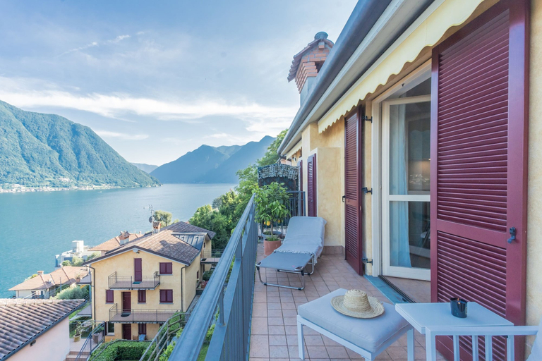 Room 5, Casa Vela in Sala Comacina, Como
