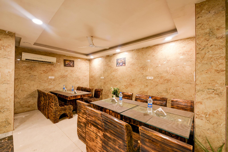 Others 4, El De Belwood Near Delhi Airport, West