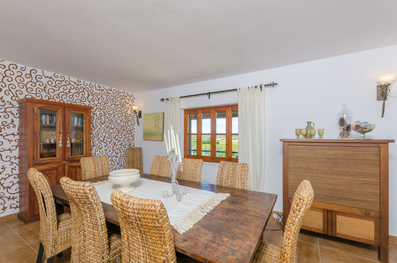 Room 3, Angigal in Manacor With 4 Bedrooms and 3 Bathrooms, Baleares