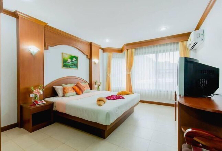 Bedroom 6