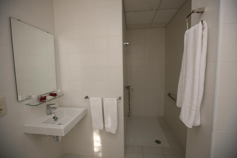 Bathroom 4, Lantana Garden, Sevilla