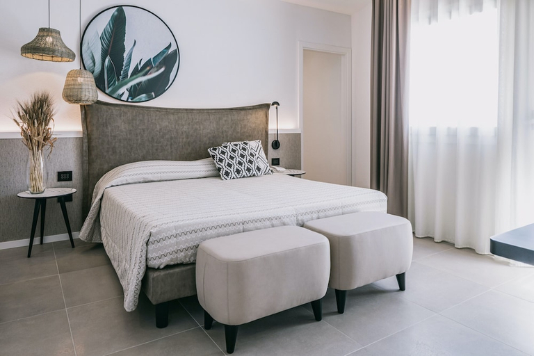 Bedroom 3, Mangia's Himera Resort, Palermo